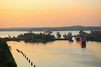 Sonnenaufgang an der Holtenauer Schleuse 00001 ©Landeshauptstadt Kiel - Barbara Westendorf.JPG