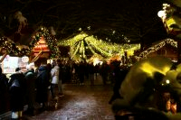 Weihnachtsmarkt auf dem Holstenplatz 00009 @Lh Kiel - Bodo Quante.jpg