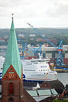 Ankunft im Kieler Hafen ©Landeshauptstadt Kiel - Bodo Quante.jpg